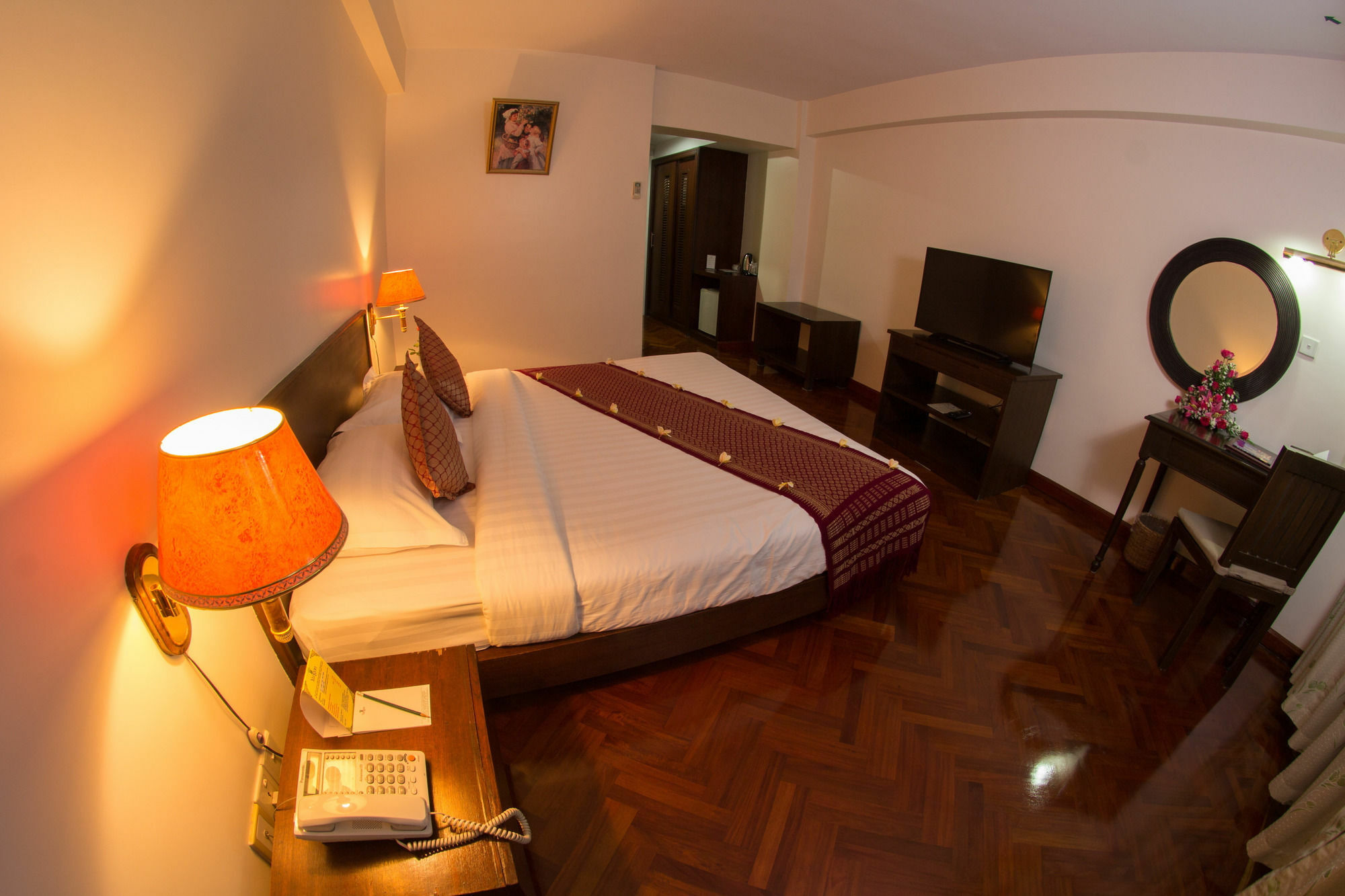 Hotel Yangon 3* Yangon